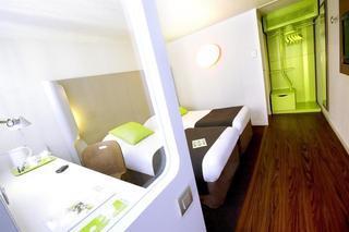 Kyriad Direct Perpignan Nord - Aeroport Hotel